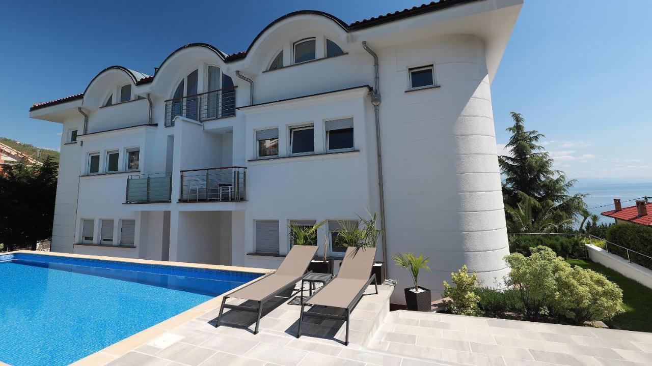 Sea View Apartment In Ičići Exteriér fotografie