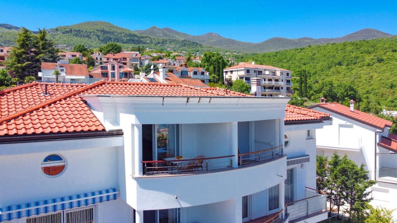 Sea View Apartment In Ičići Exteriér fotografie