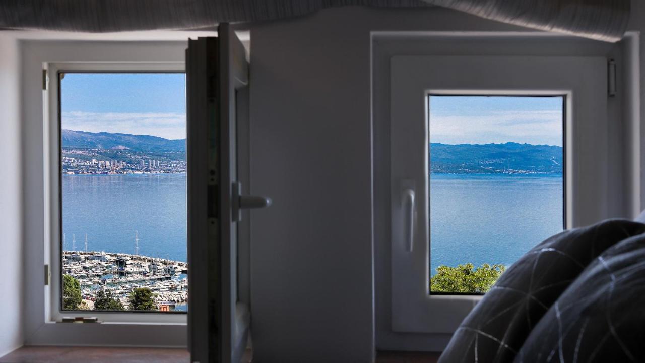 Sea View Apartment In Ičići Exteriér fotografie