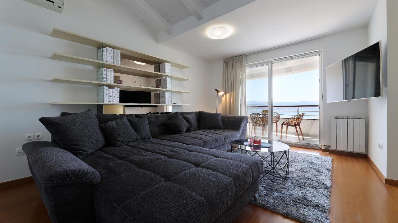 Sea View Apartment In Ičići Exteriér fotografie